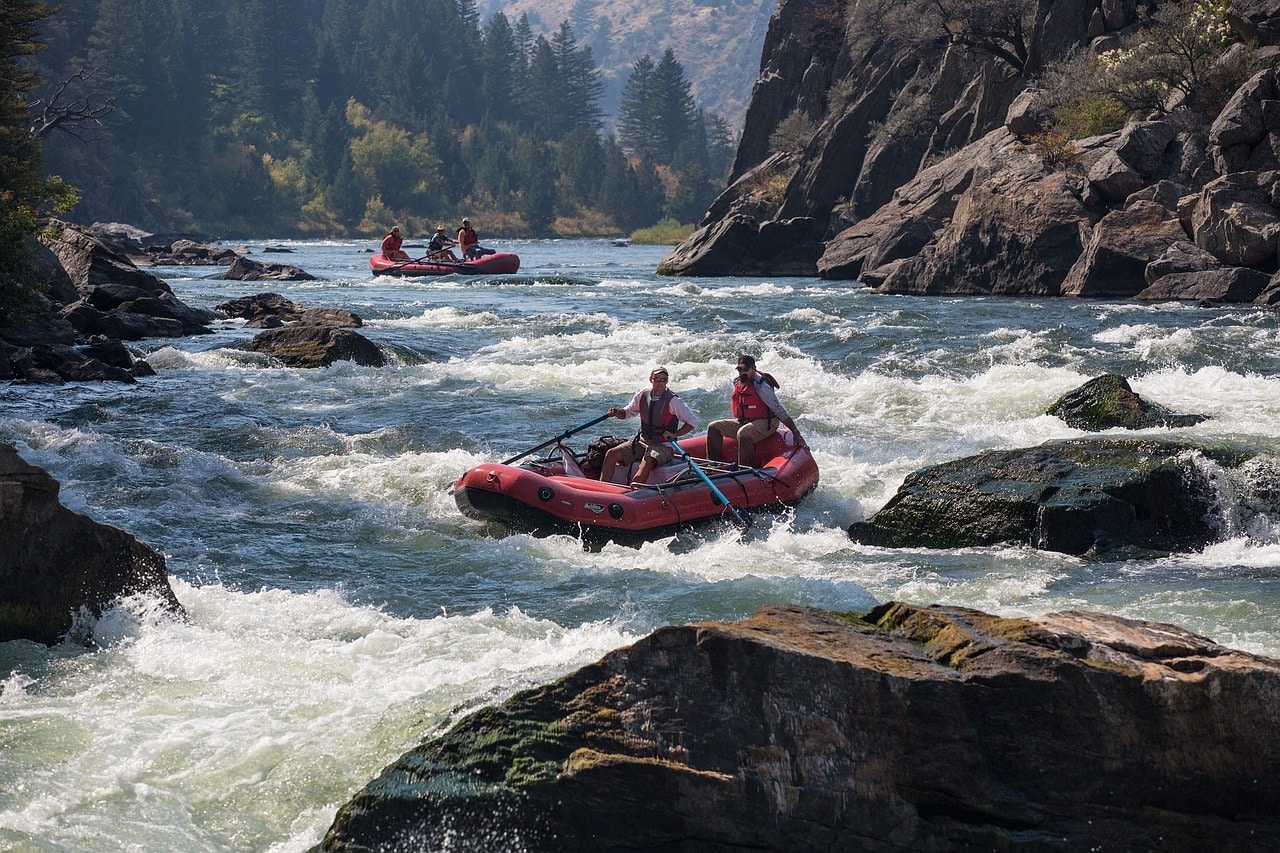 Whitewater rafting, it's what to do in North Lake Tahoe