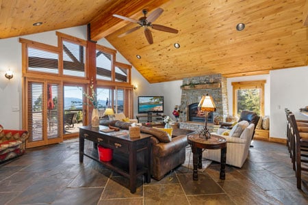 Moonridge Lodge