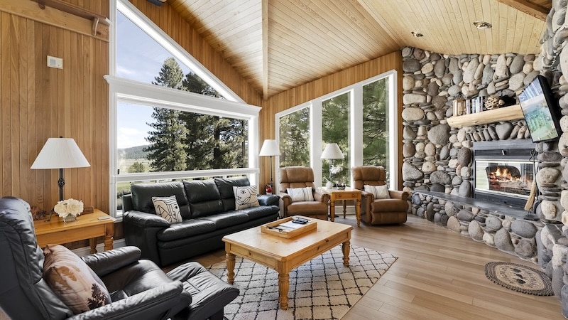 Living room of home away from home - Northstar vacation rental